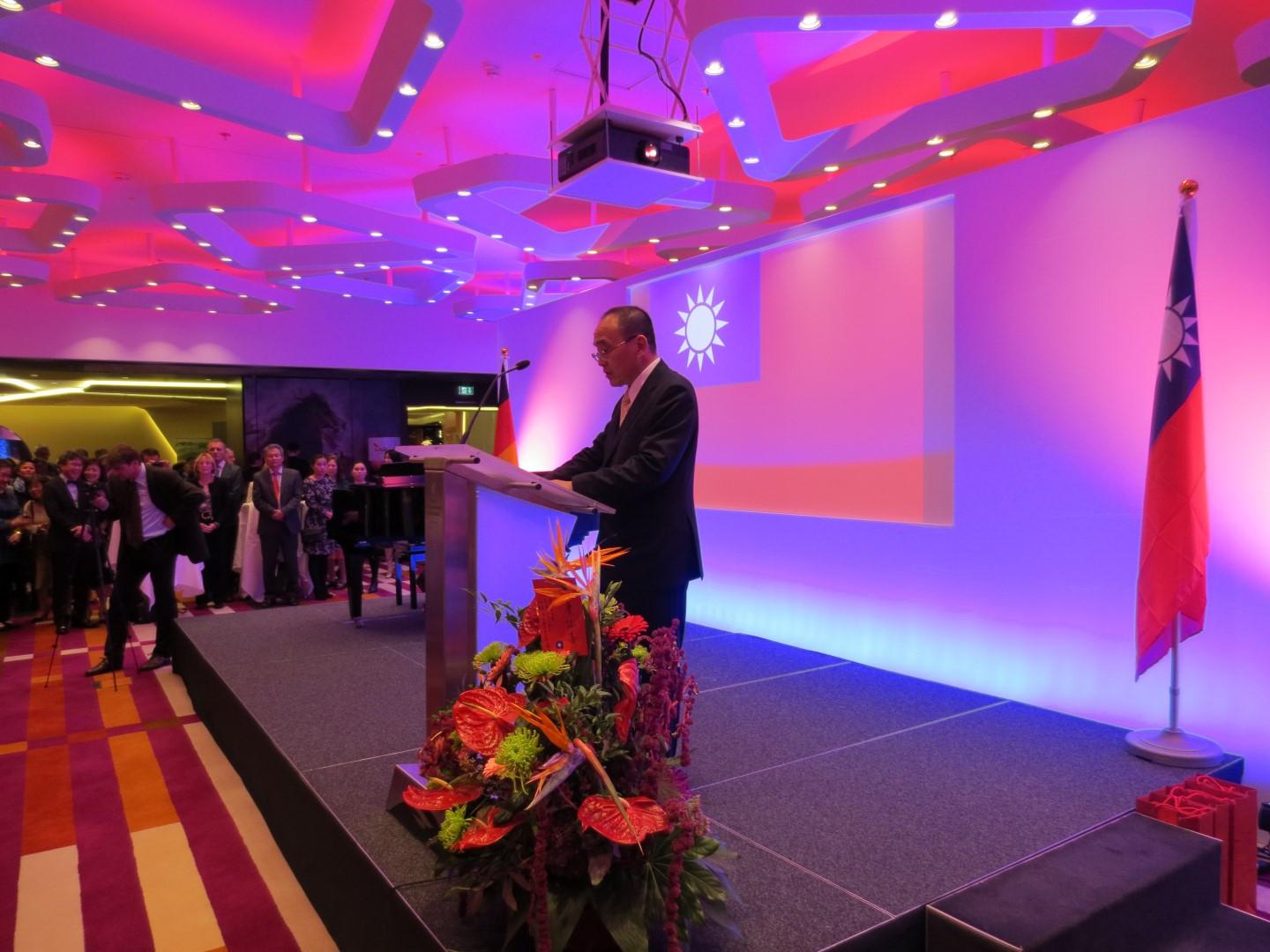 許總領事106年10月9日於慕尼黑四季酒店致詞。