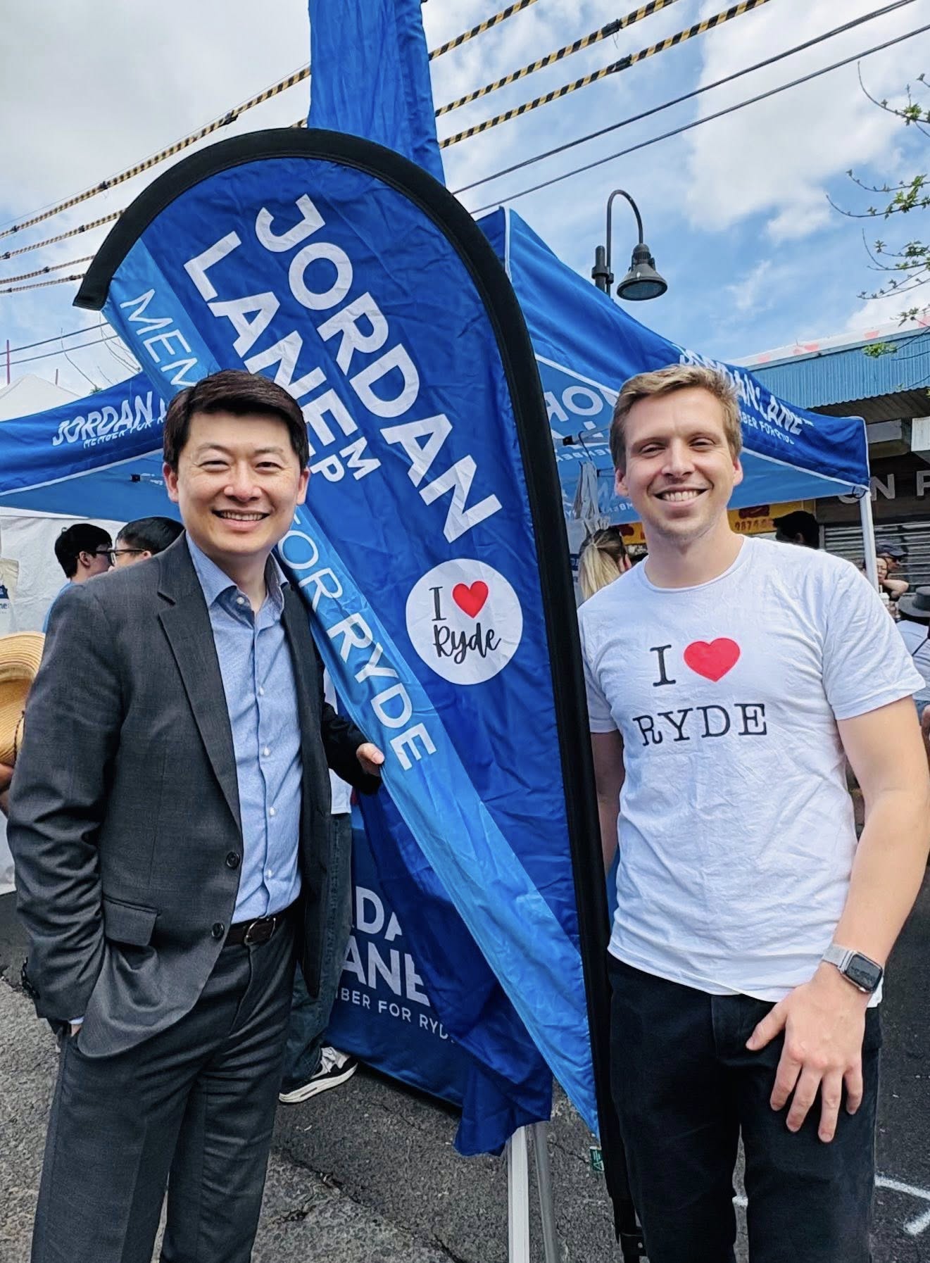 DG David Cheng-Wei Wu and Mrs. Wu Celebrated the City of Ryde’s 40th Granny Smith Festival