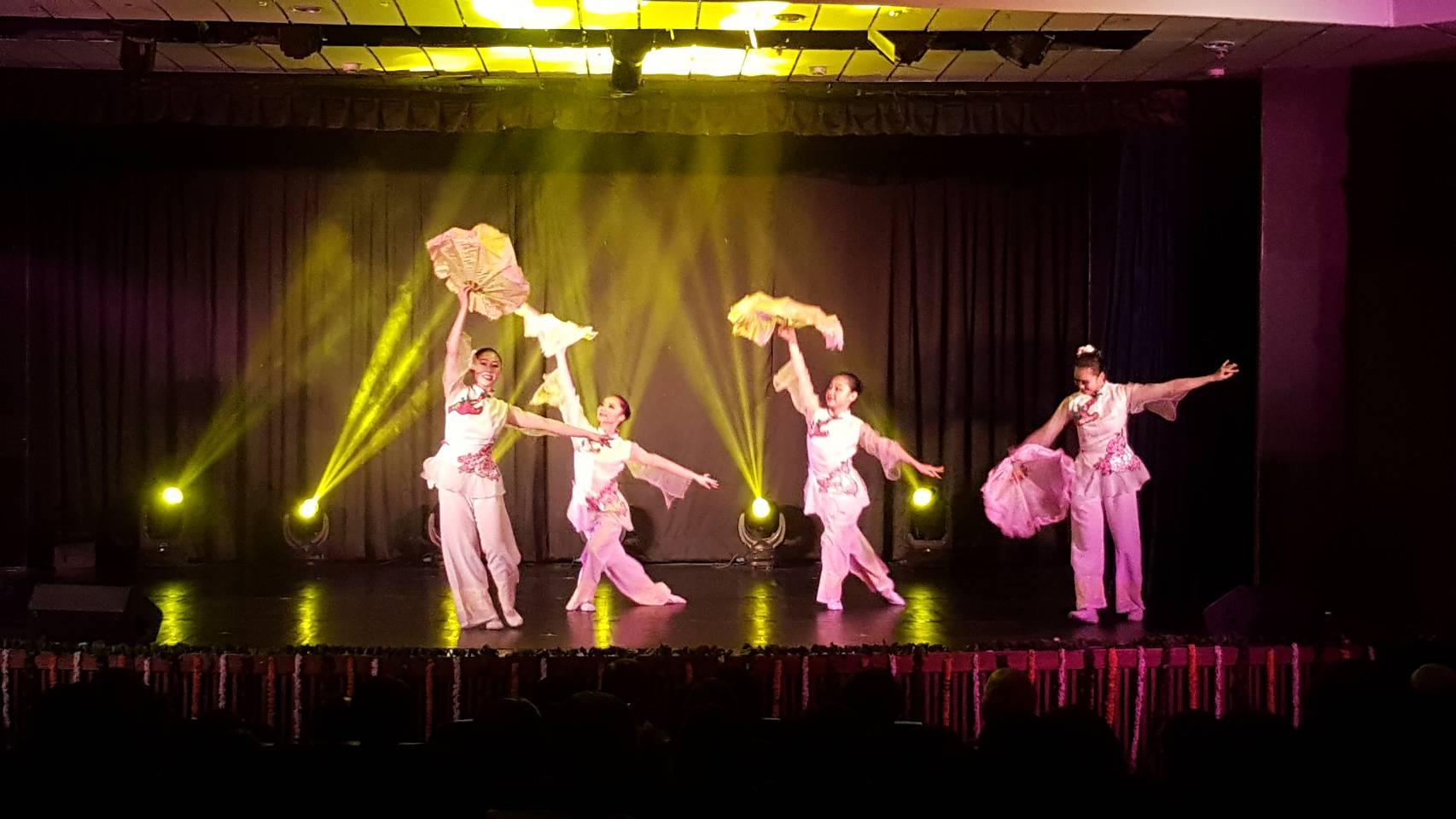 舞動臺灣情 - 「綻」。