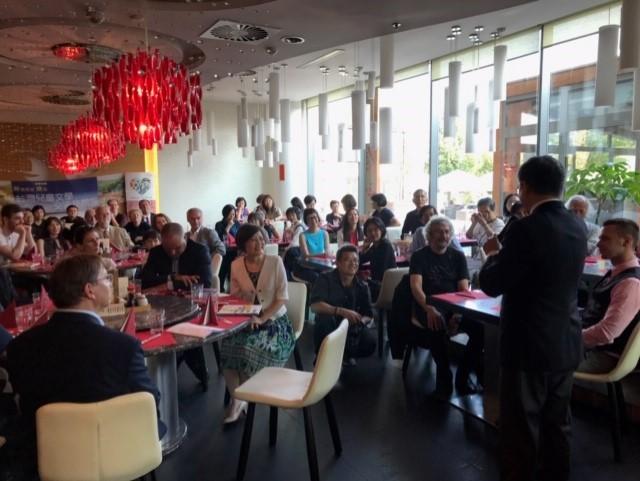 「台灣兒童文學交流訪問團」及斯國文化界人士出席
「喜樂阿嬤」斯文版發表會
