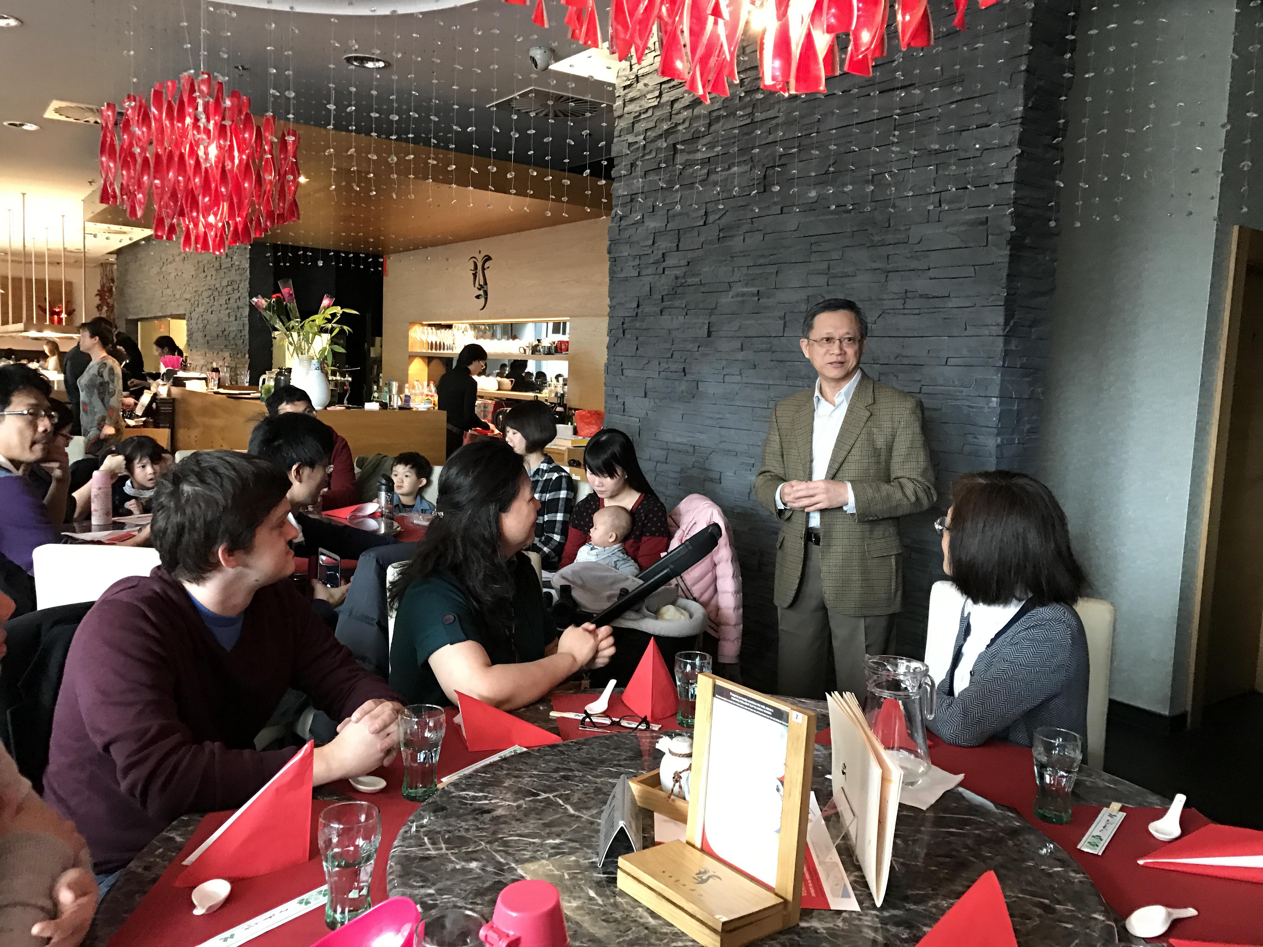 TROB meets with Taiwanese overseas compatriots   