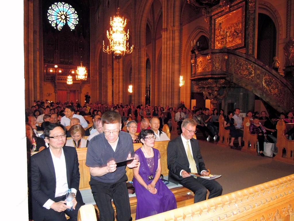 「台灣合唱團」演唱會烏普薩拉大教堂坐滿瑞典友人及僑胞。