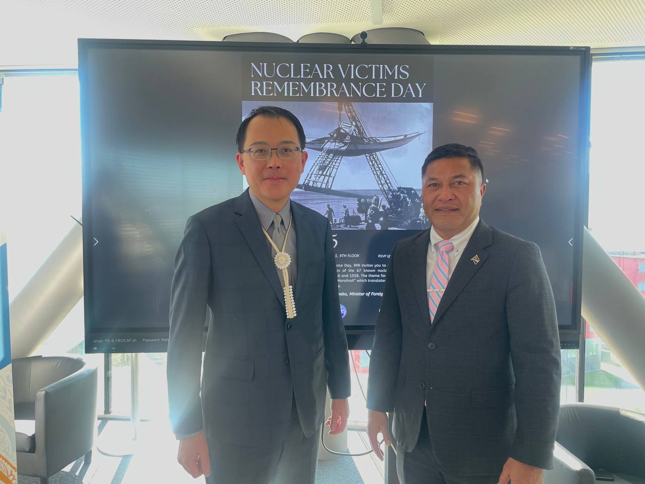 3月1日是我友邦馬紹爾群島的「核子受難者紀念日」。這一天我們與馬紹爾群島外交暨貿易部長康仁德（Kalani Kaneko）及馬紹爾群島駐日內瓦代表團，一同緬懷1946年至1958年馬國67次核子試爆之受難者。 