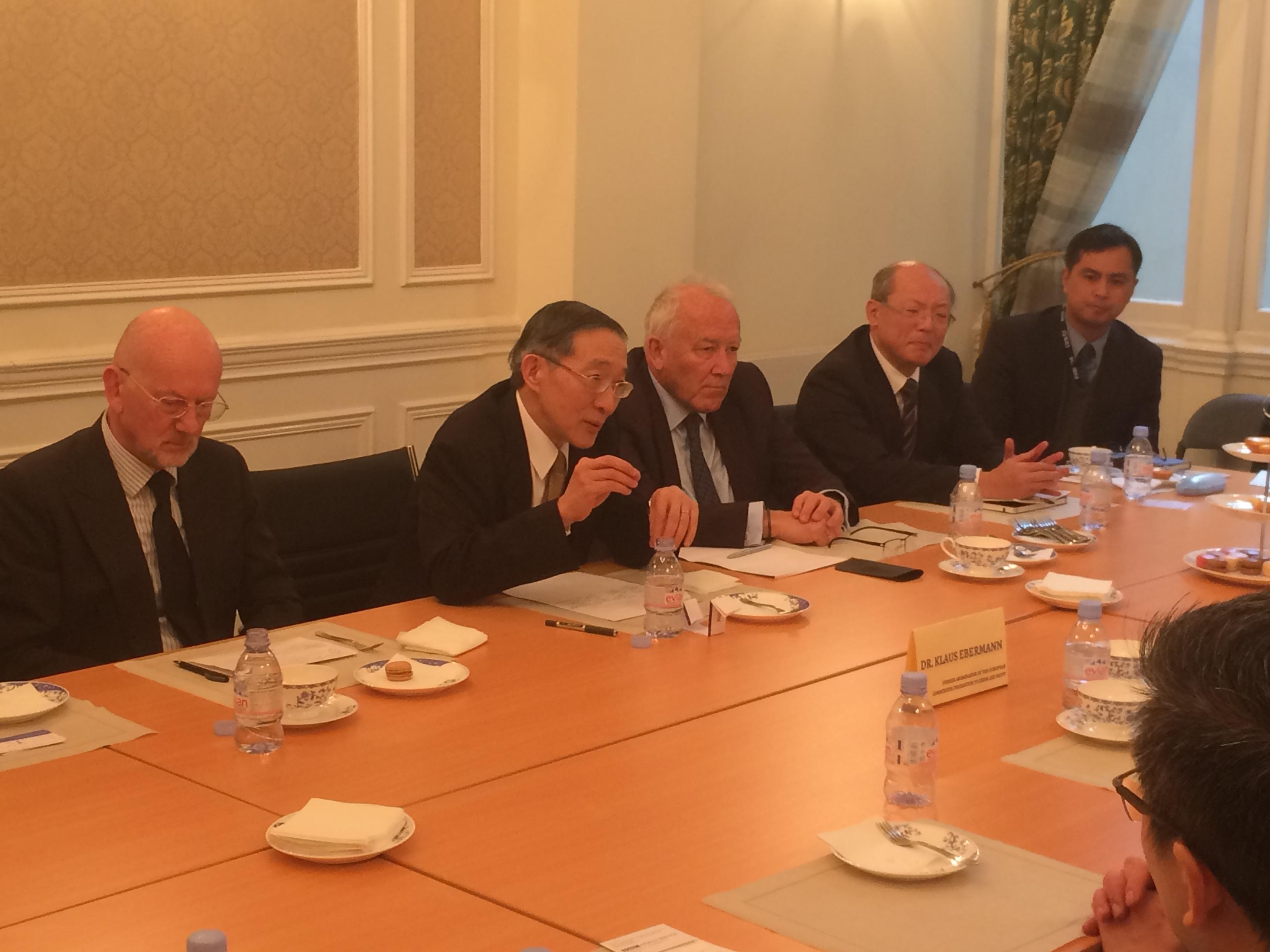 On February 14, Former EU Ambassador to China and Egypt Dr. Klaus Ebermann gave a talk titled ‘Brexit and the European Revival: Coincidence or Consequence?’ at the TRO.