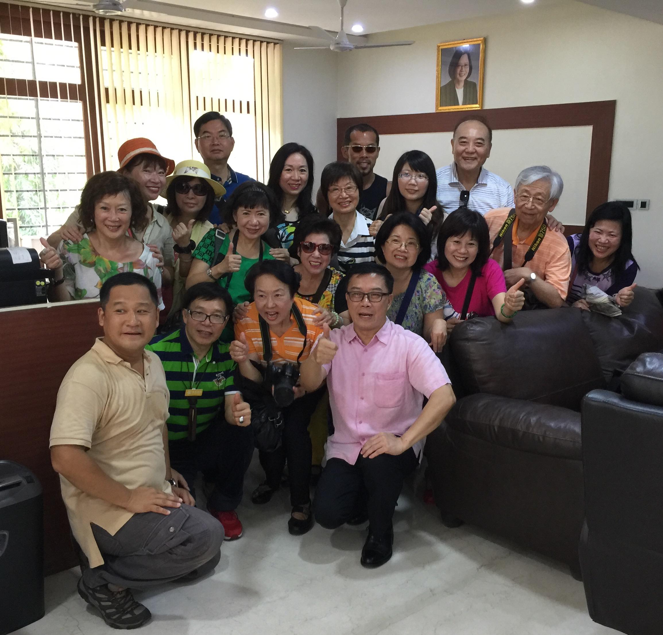 Director General Charles Li (front R)
