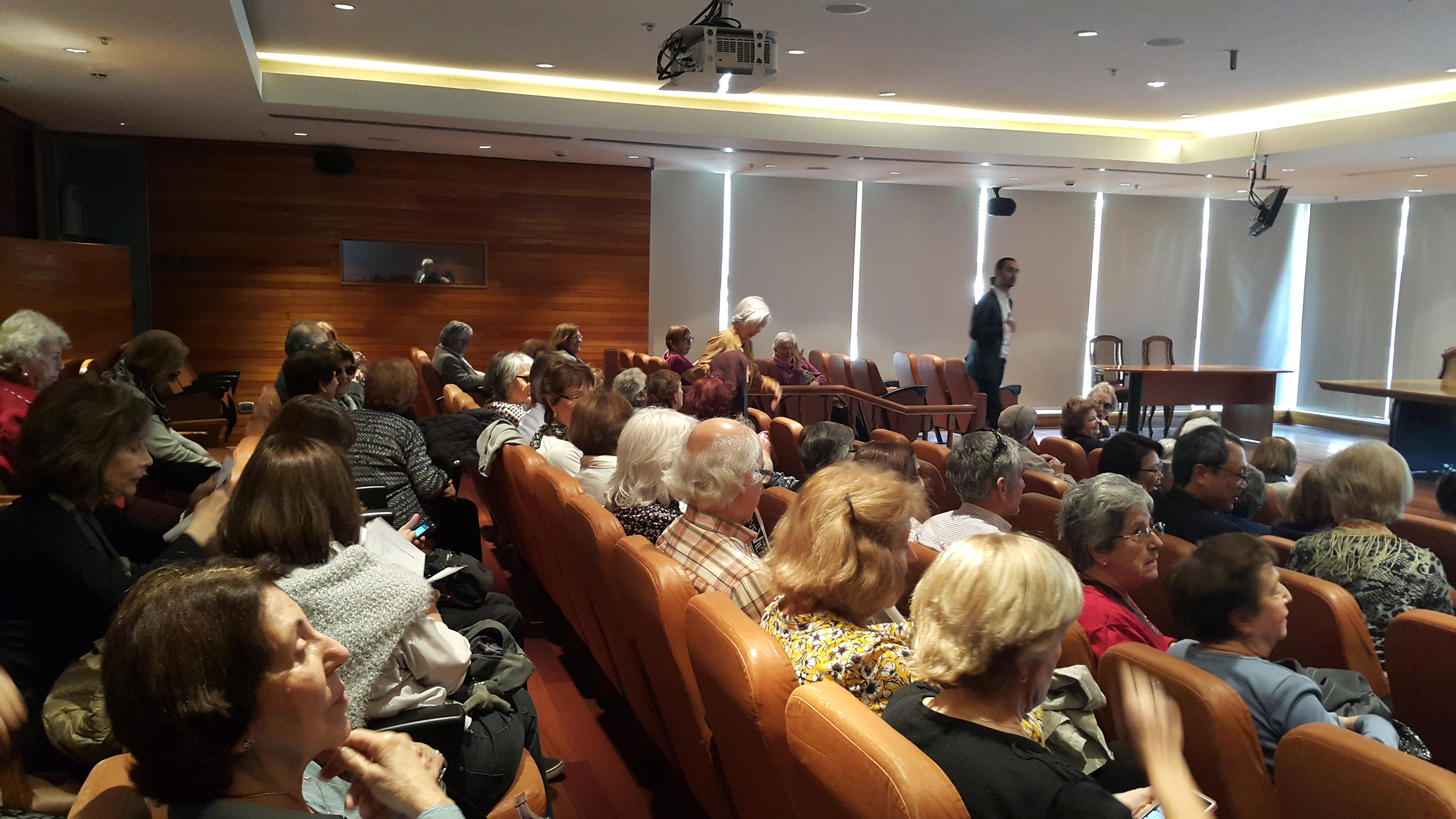 民眾觀賞影片情形