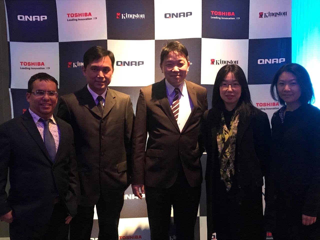 本處經濟組與威聯通科(QNAP)董事長張明智、美洲區總經理許宏祥等人合影