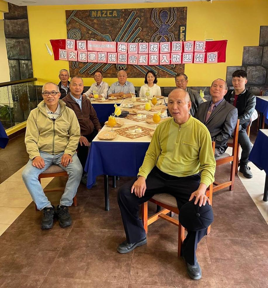 劉代表與僑界座談