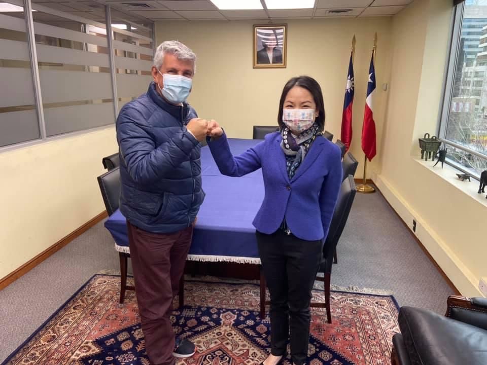 Nuestro amigo Asesor Juan Manuel Muñoz siempre nos visita.