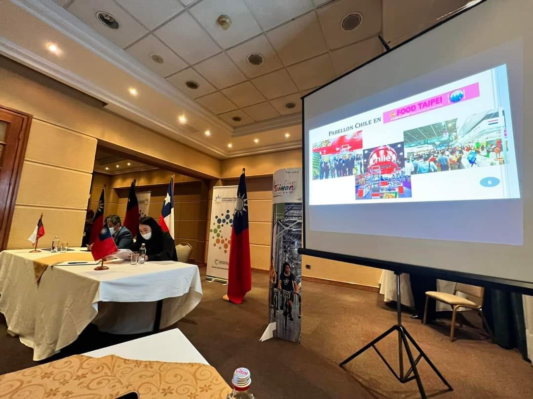 reunión con gremios y empresarios locales para intercambiar las oportunidades comerciales entre Chile y Taiwán

