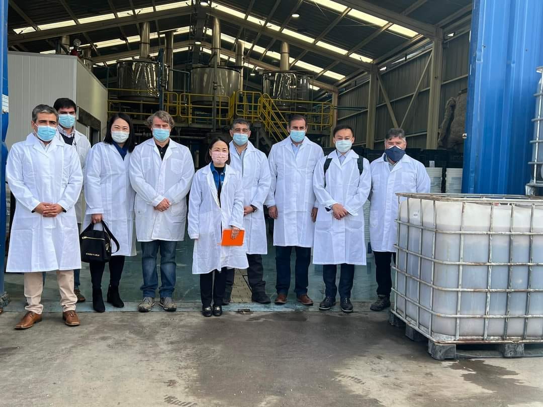 Visita la empresa pesquera RYMAR