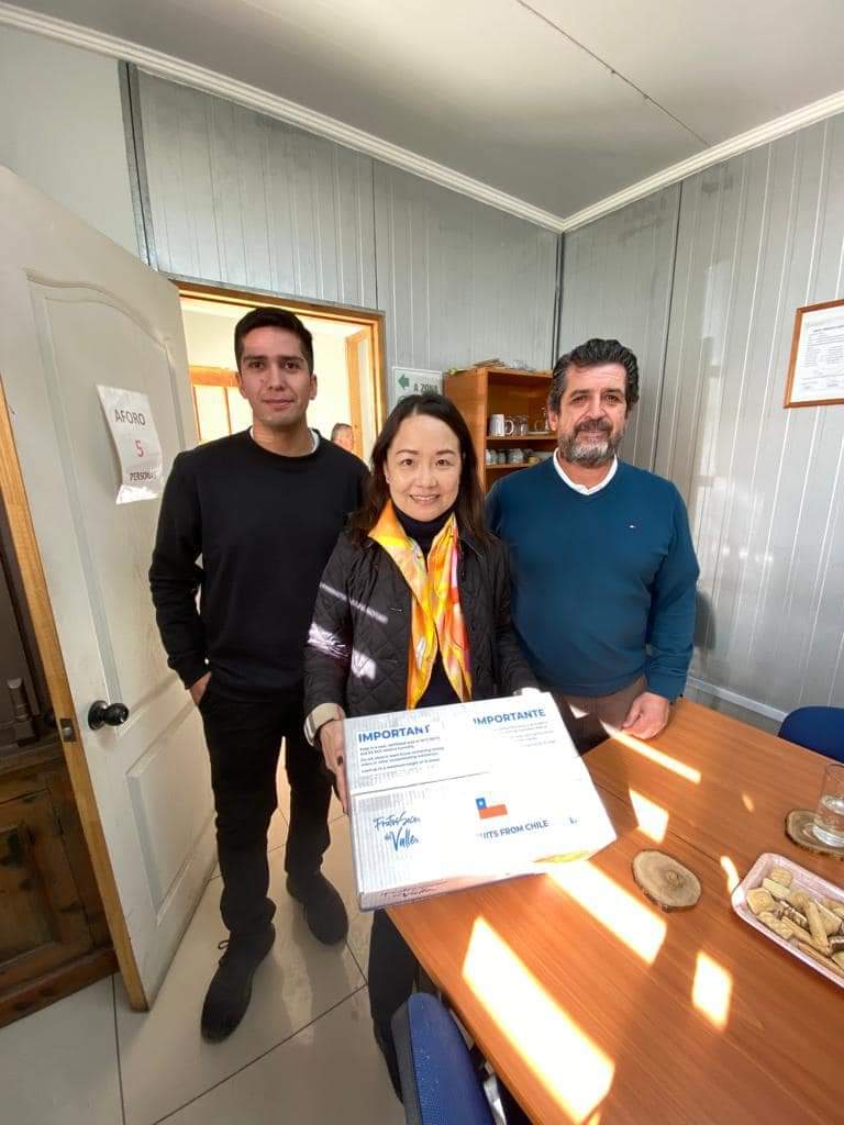 La D.G Liu visitó la fábrica de pasas de la compañía chilena Mi Fruta