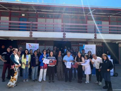 Taiwán dona materiales a las personas y escuelas damnificadas de incendios forestales en la región de Valparaíso de Chile