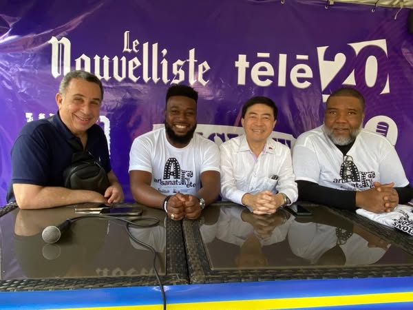 L’Ambassade de la République de Chine (Taïwan) renouvelle son appui à la grande foire Artisanat en Fête à laquelle elle contribue depuis 2007. Elle continuera à s’engager, pour le renforcement et la promotion de l’artisanat haïtien.