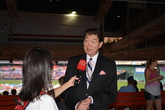 沈大使在「2015世界警消運動會」開幕典禮接受中央社記者鄭崇生採訪，強調我國在此次賽事能受到「平等與尊嚴」對待最重要。