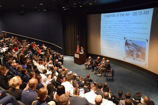 104年11月6日，前中華民國空軍副總司令陳鴻銓將軍以前飛虎隊隊員之身分，應邀於前述年會「空中傳奇」專題座談會講述飛虎隊之歷史及渠個人經歷。