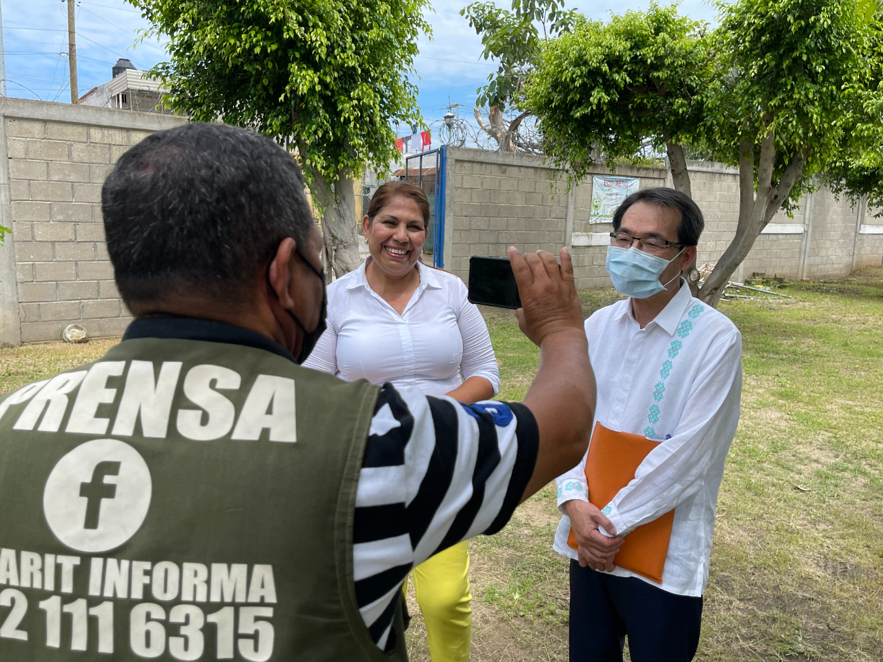 鄭代表接受當地電子媒體專訪。