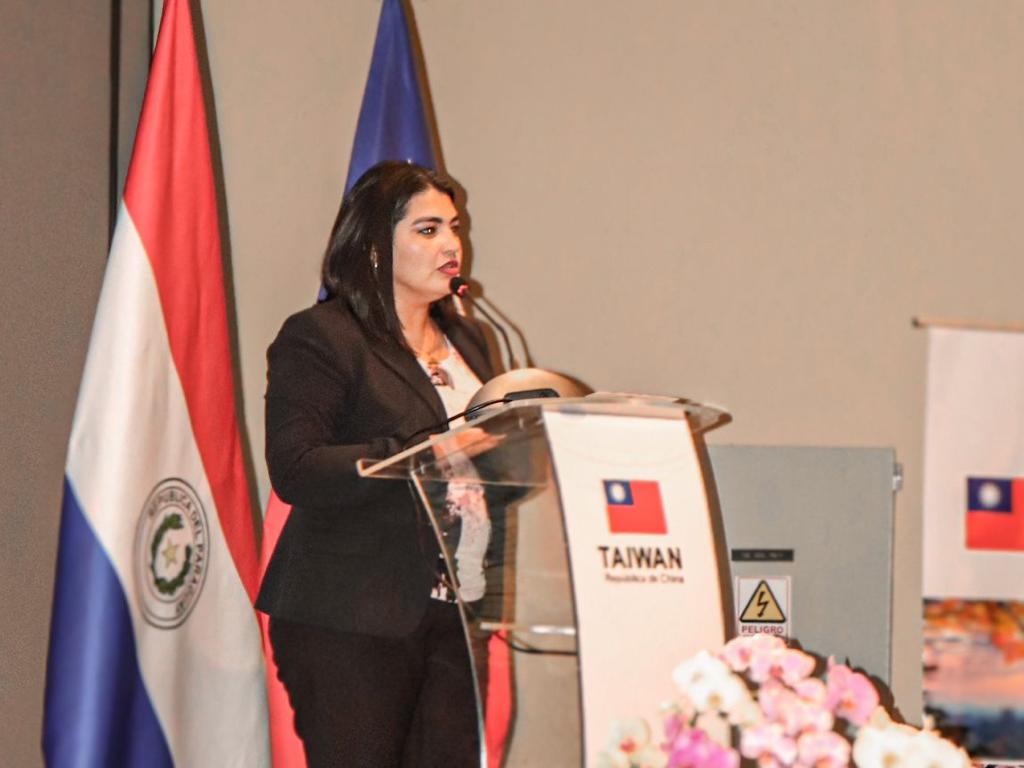 巴拉圭計畫部長Viviana Casco致詞