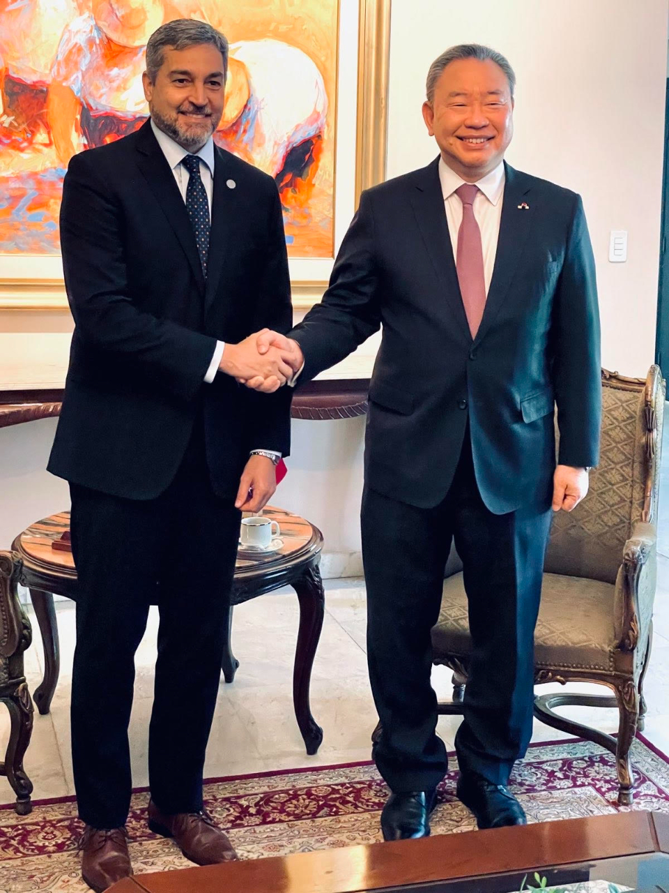 中華民國(台灣)外交部次長俞大㵢於5月17日訪問巴拉圭，巴國總統阿布鐸(Mario Abdo Benítez)接見。