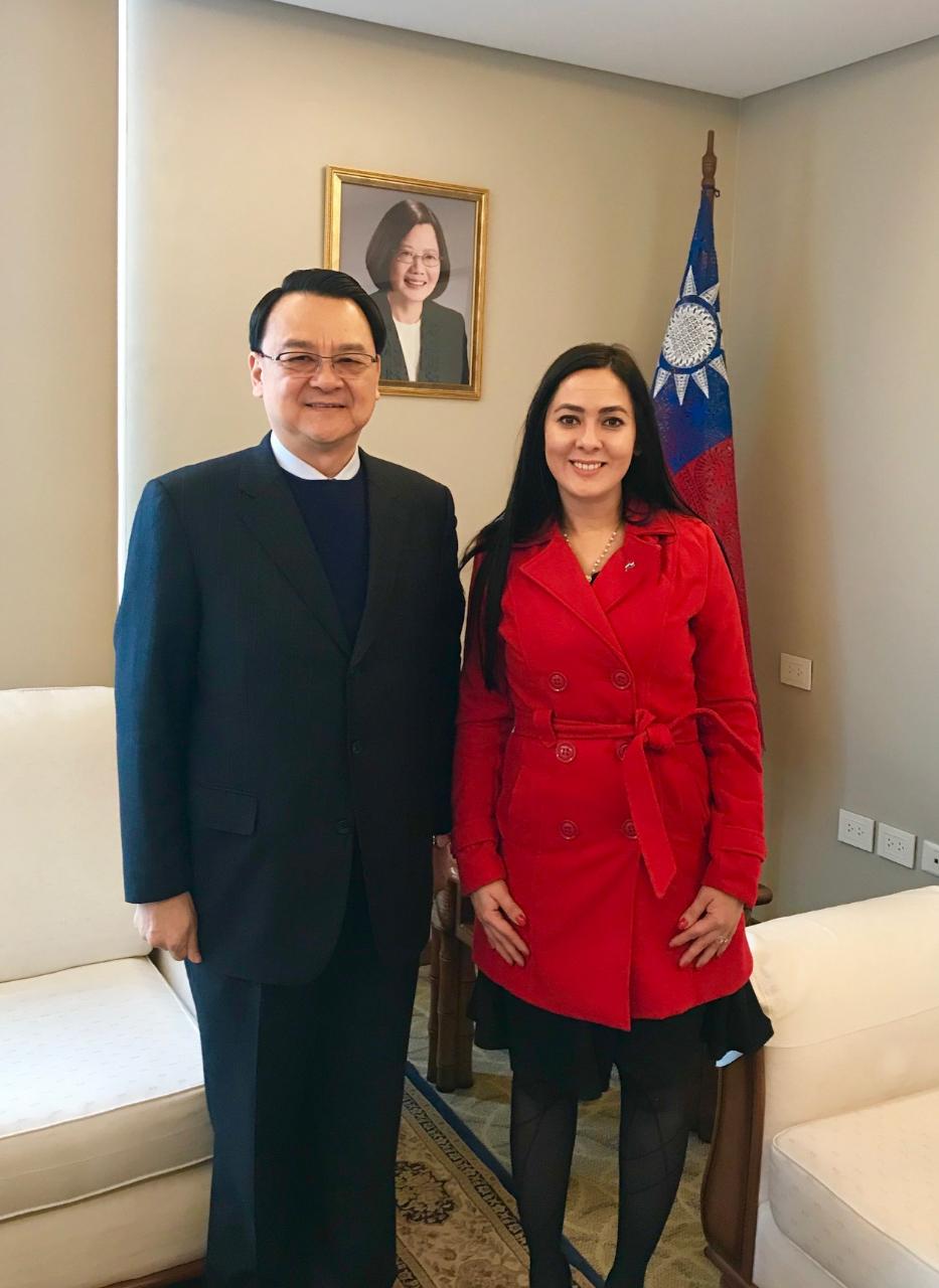 La ministra de la Secretaría Nacional de Bienes Incautados y Comisados (Senabico), Karina Gómez Narváez, visitó al Embjador de la República de China (Taiwán), Dr. Diego L. Chou el día 21 de agosto, 2018.