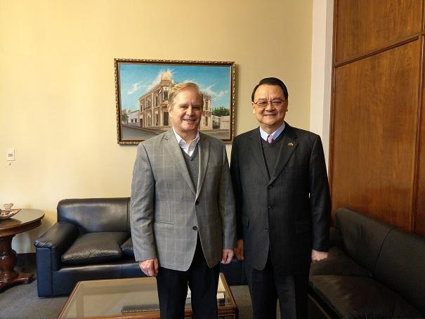 El Embajador de la República de China (Taiwán), Dr. Diego L. Chou, visitó al Ministro de Urbanismo, Dany Durand el día 22 de agosto, 2018.