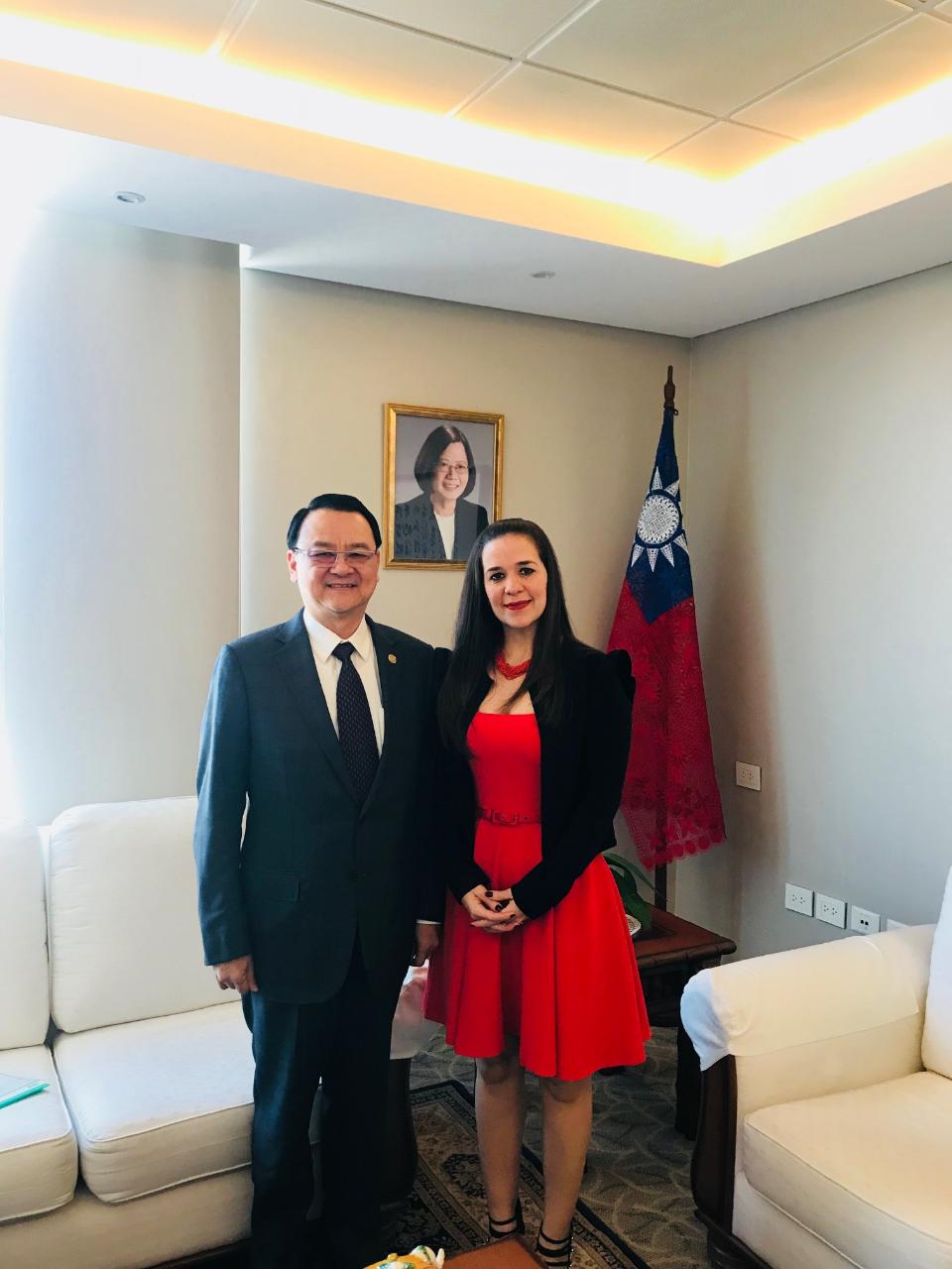 La fiscal del estado, Pamela Pérez visitó al Embajador de la República de China (Taiwán), Dr. Diego L. Chou el día 7 de septiembre, 2018.