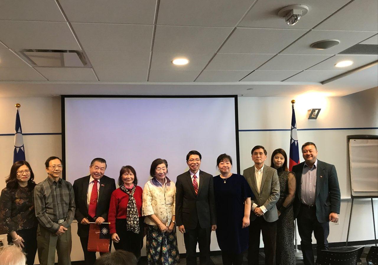 Winston Wen-yi Chen, Représentant du Bureau Économique et Culturel de Taipei au Canada, a célébré la Journée du Nouvel An de 2019 avec les chefs de la communauté chinois/taiwanais d'outre-mer à Ottawa le 1er janvier 2019