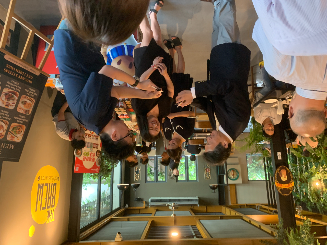 亞洲金獅(Asia Golden Lion)有限公司與De Mart便利商店舉辦台灣美食推廣活動，De Mart總經理梁瑋鈞博士特邀請駐緬甸代表處周中興大使等出席品試會共襄盛舉。