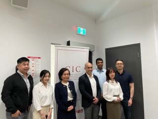 劉處長與CIC理事合影