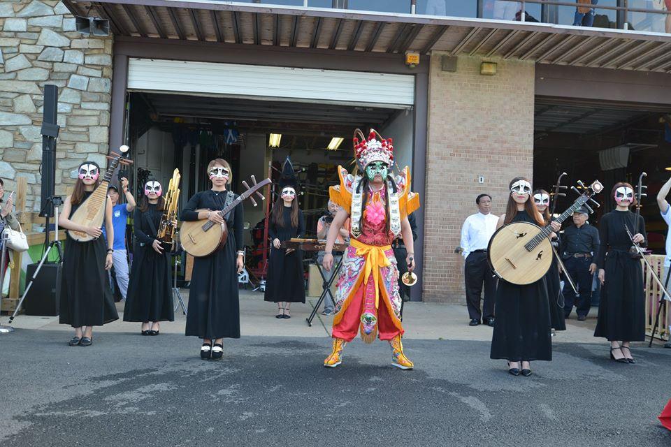 The on-site performance by “Formosa Melody Music Center”