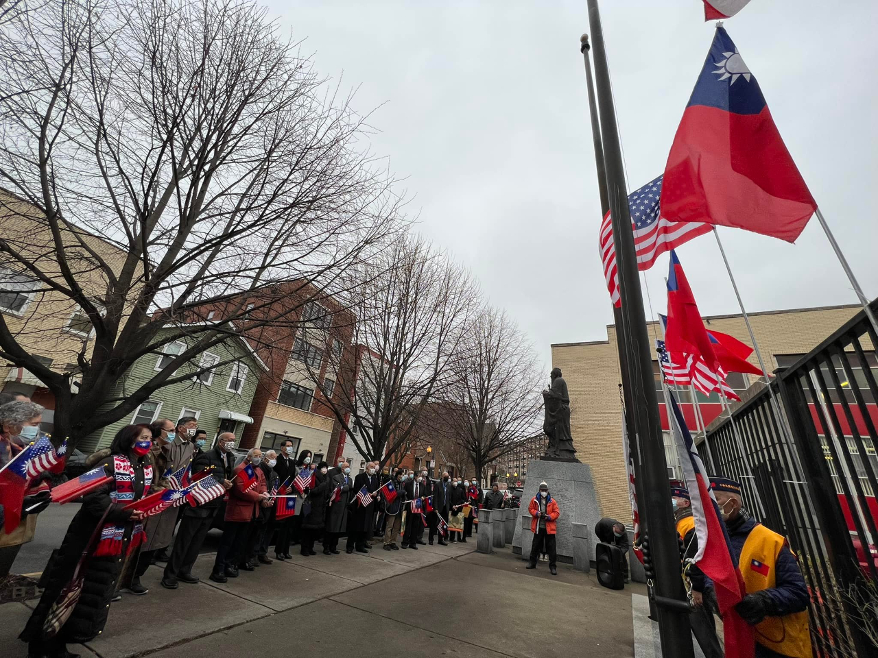 Director General Johnson Chiang attends the 2022 New Year Flag Raising Ceremony hosted by CCBA.