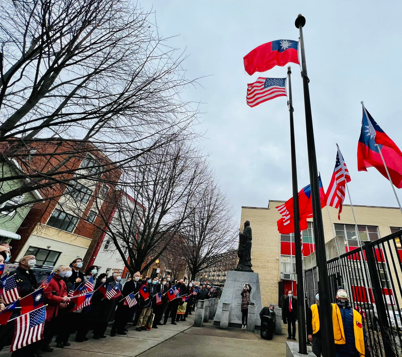 Director General Johnson Chiang attends the 2022 New Year Flag Raising Ceremony hosted by CCBA.