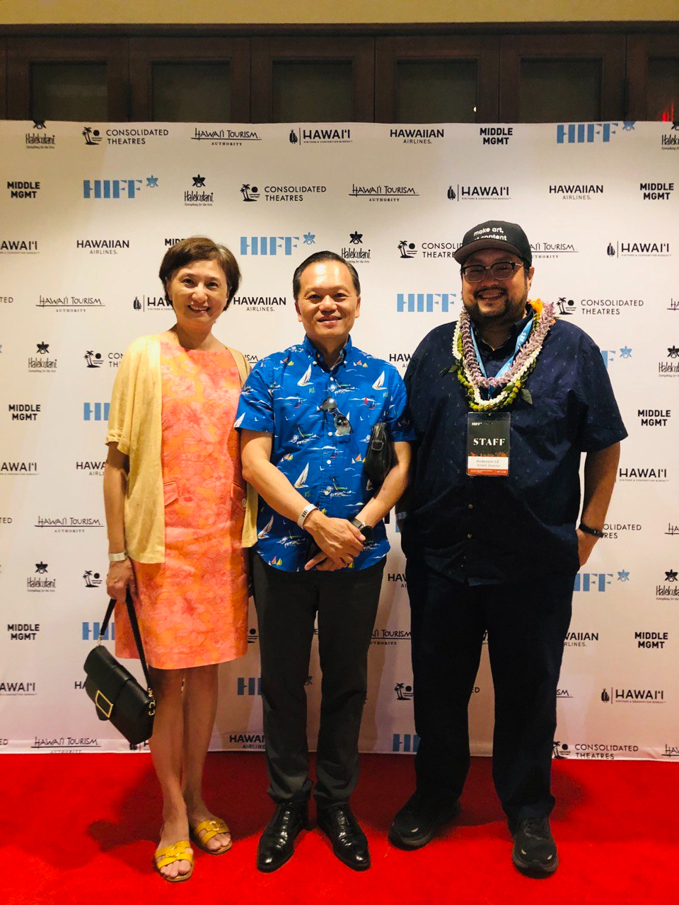 2022年11月2日林暉程處長夫婦出席開幕並與夏威夷國際影展藝術總監Anderson Le合影