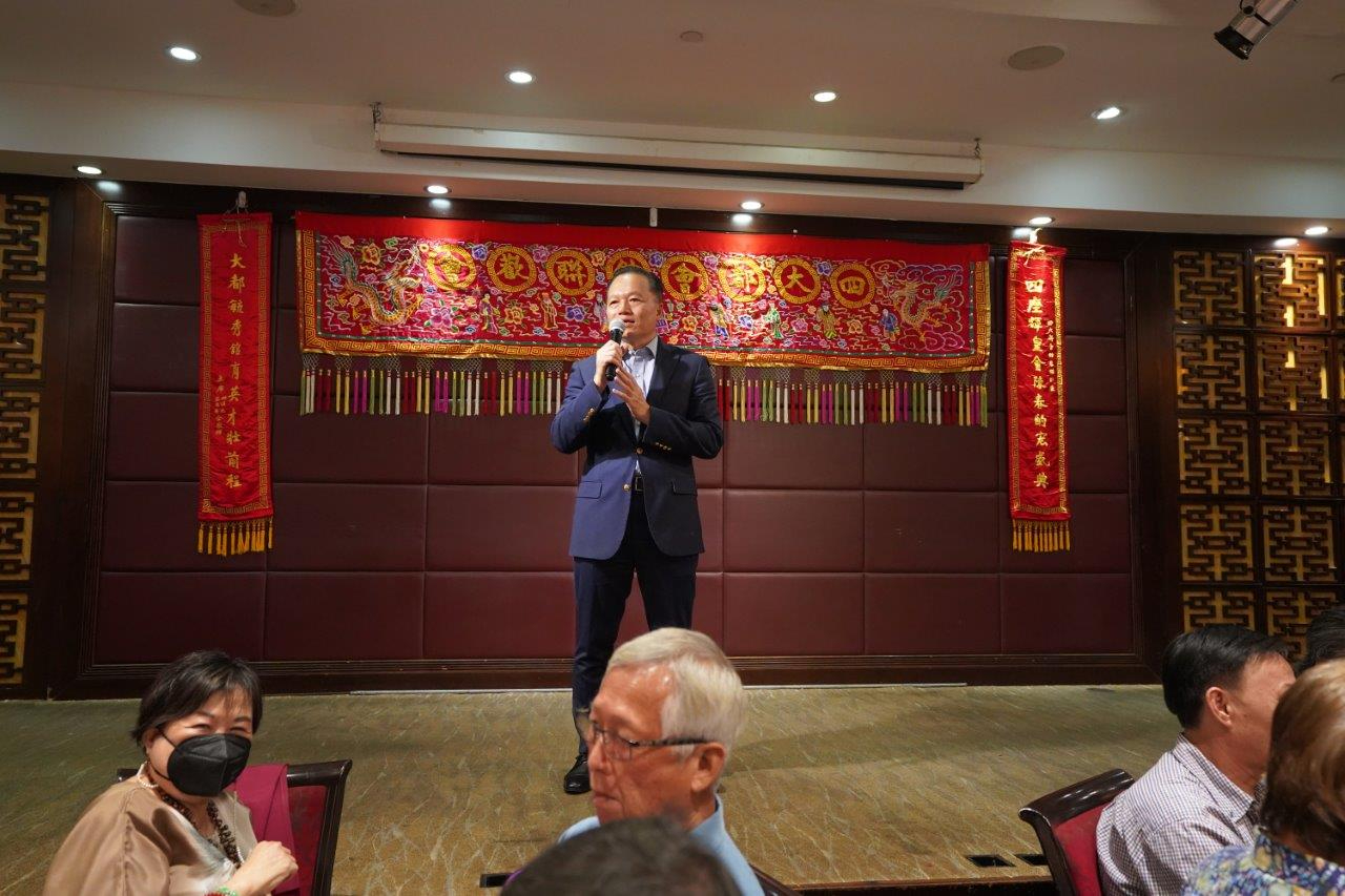 2024年3月30日林暉程處長於晚宴致詞時感謝「四大都會館」多年以來對駐檀香山台北經濟文化辦事處的友誼與合作,並稱譽該會對於促進華埠建設發展的貢獻。