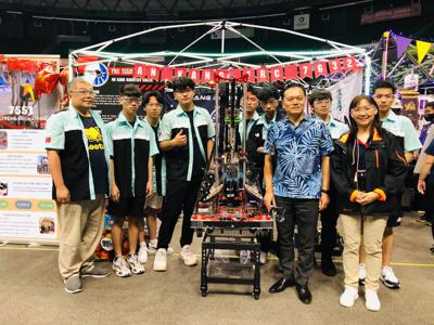 Director General Richard Lin greeted and cheered Team Taiwan at the 2023 FIRST Robotics Competition (FRC), Hawaii Regional