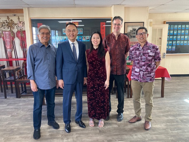 Director General Jerry Chang of TECO in Honolulu made courtesy calls at local traditional Chinese societies