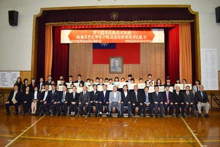 東京四谷の東京中華学校で、横濱中華学院、大阪中華学校、3校合同の第10回「国語スピーチ・交流大会」が開催された。大会は、東京中華学校の生徒らによるパフォーマンスの後、小・中・高校の部門別に、各校から3名ずつ登壇し、それぞれスピーチが行われた。同大会は3校が毎年持ち回りで開催している。
