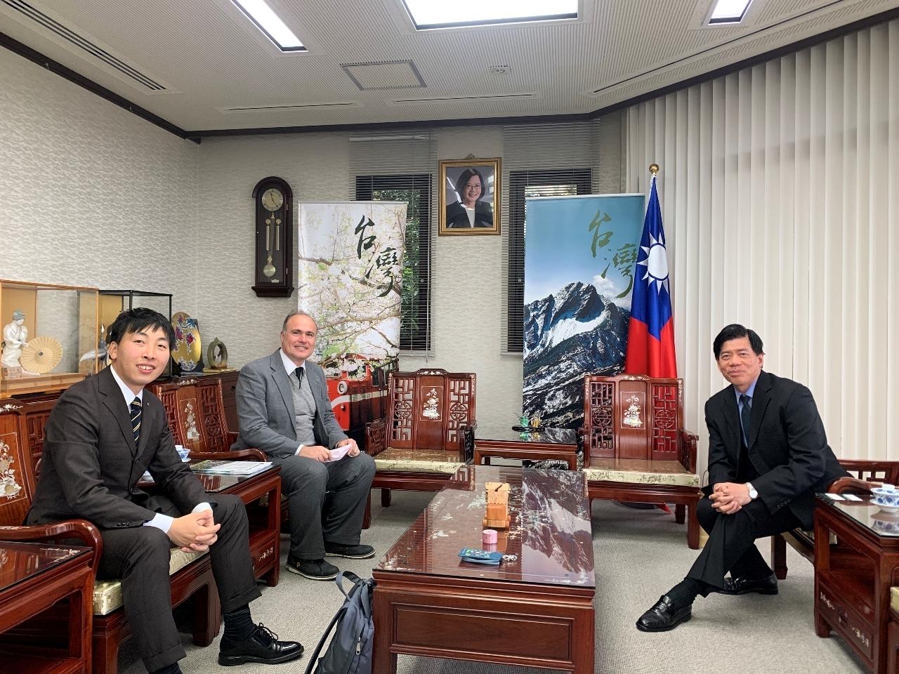 宗像市GLOBAL ARENA國際部經理STEFAN GETOV(左二)