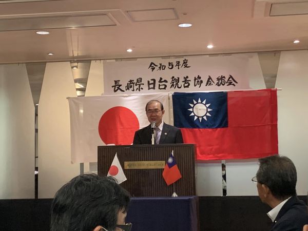 陳銘俊處長受邀7月14日出席「長崎縣日台親善協會總會」，台灣學生們也共襄盛舉。