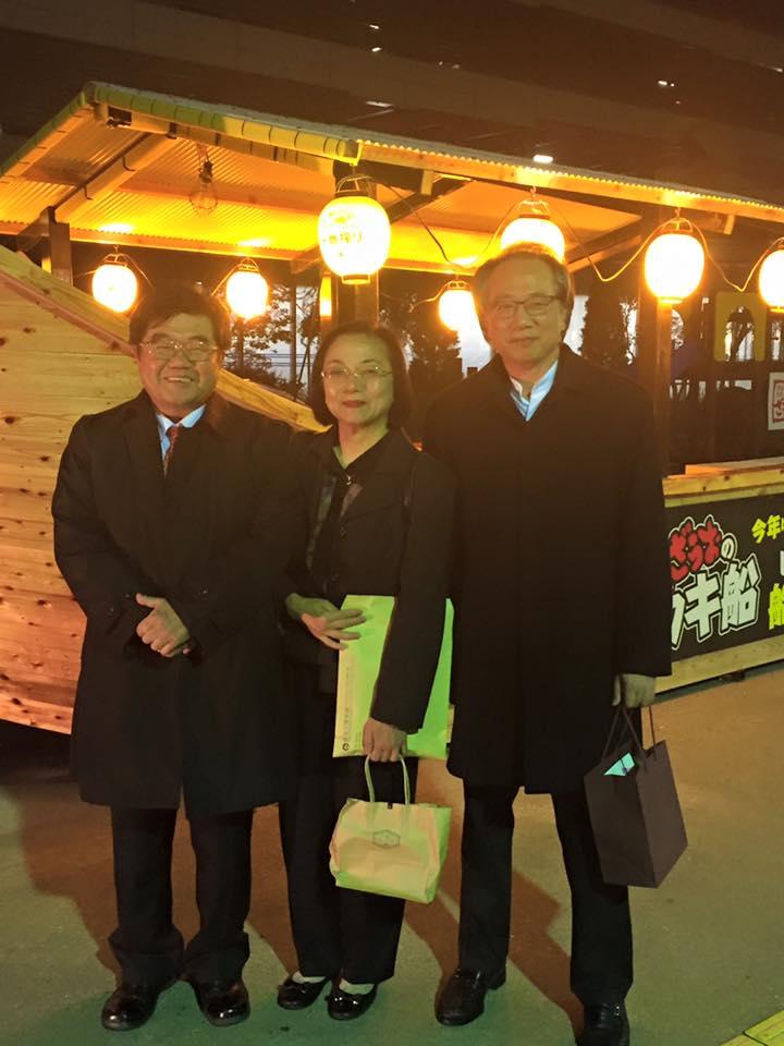 国家交響楽団芸術監督呂紹嘉氏（右）