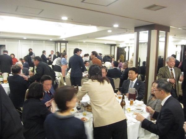  6.餐會歡樂情形一景(2016年12月21日)