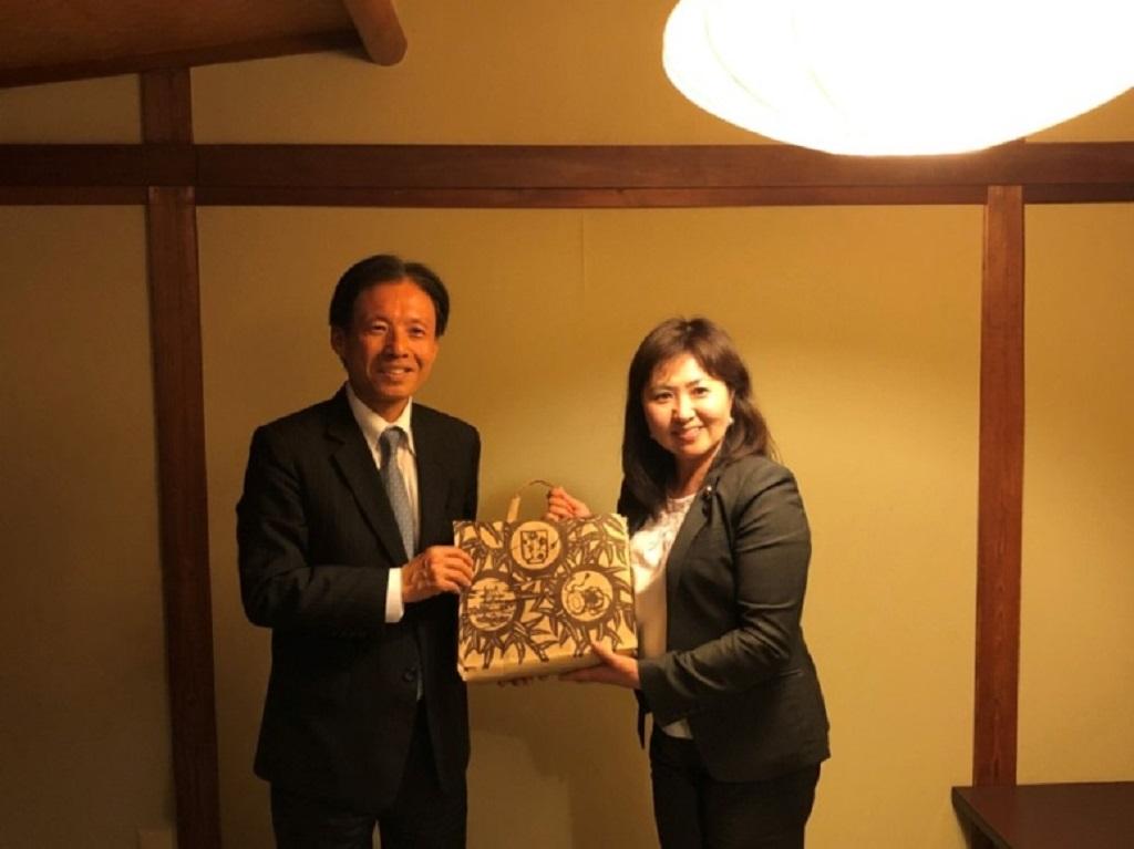 4.陳處長與眾議員龜井亞紀子