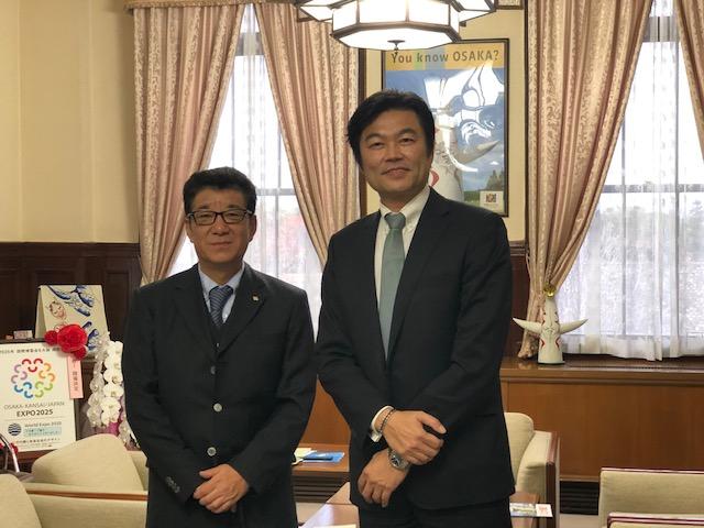 本處李處長與大阪府松井知事合影