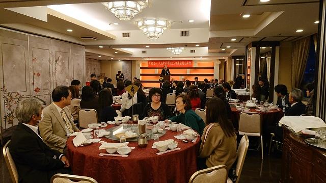 大阪中華學校懇親忘年會一景