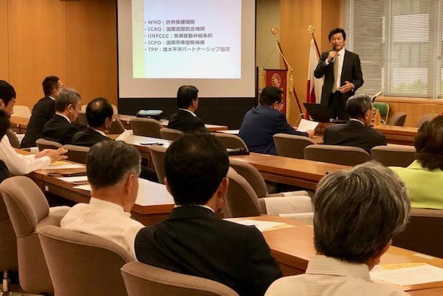 李處長進行專題演講