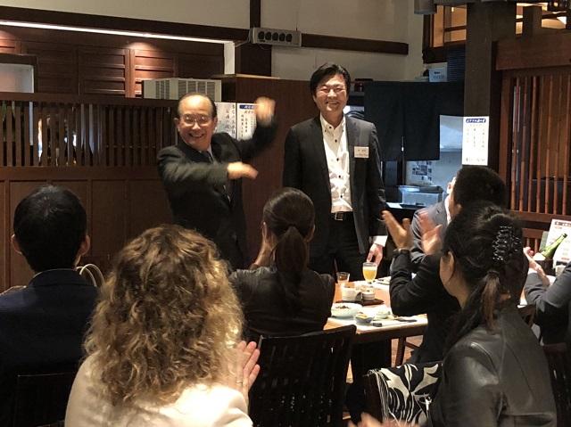 前川師範介紹李處長