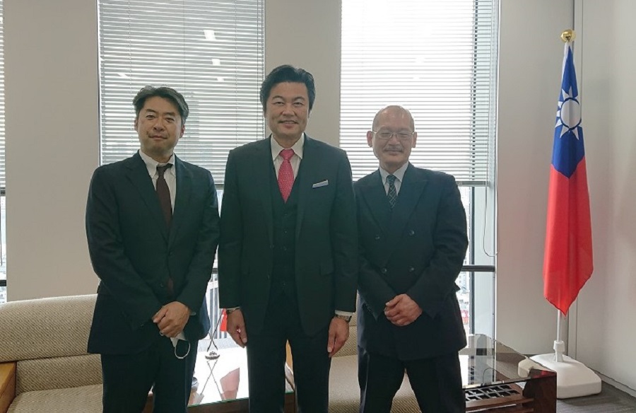 曾我部支社長、李處長、濵渦所長