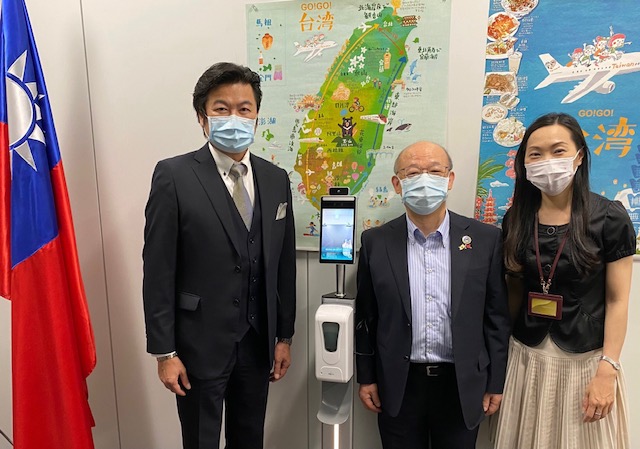 李世丙處長、林裕恆僑務委員、楊慧萍秘書