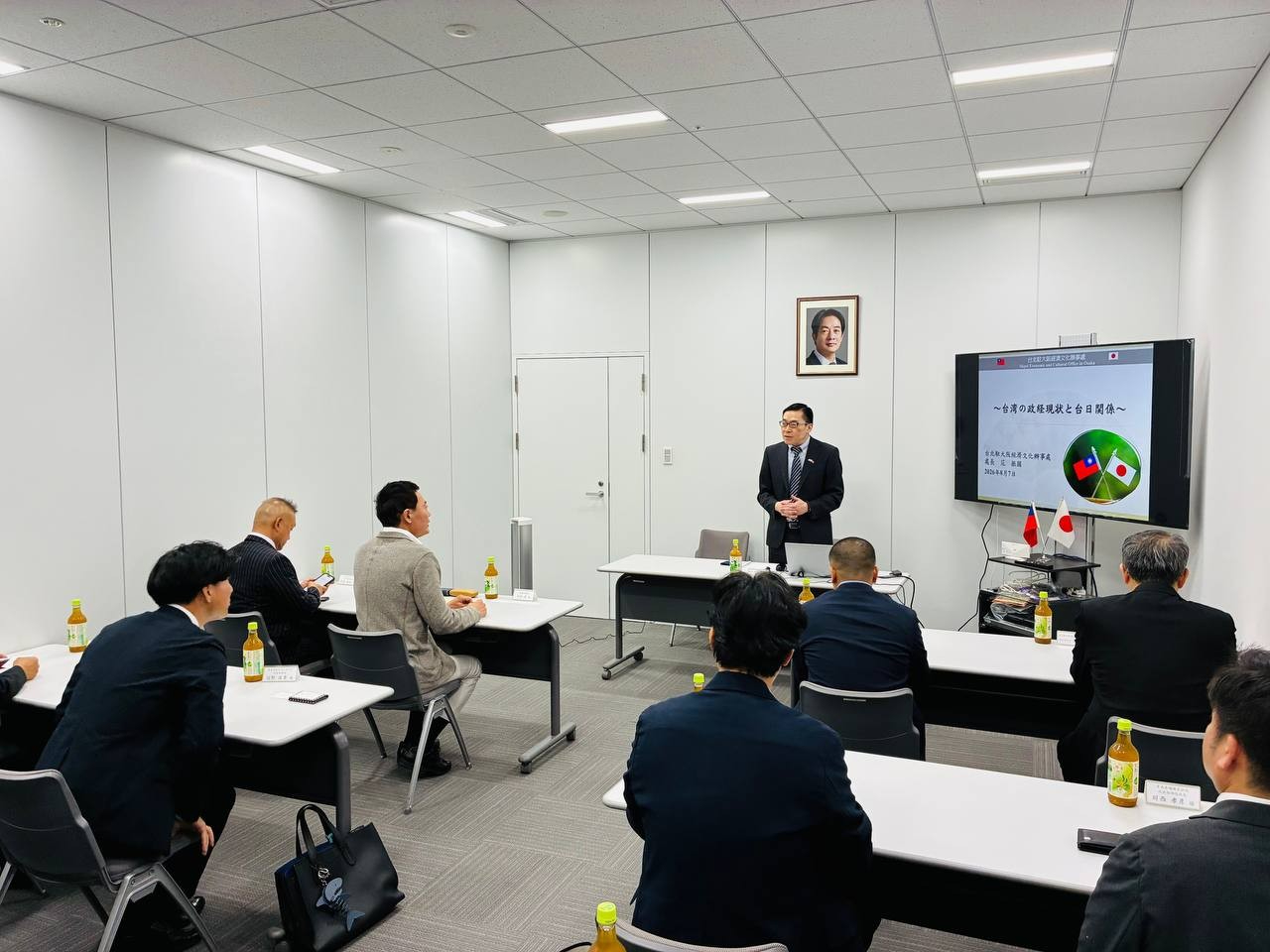 范處長向中田眾議員乙行說明台日關係