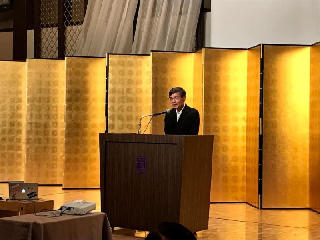 1.蘇啓誠・駐大阪弁事処長が近畿大学校友会中華民国在日支部で挨拶の様子